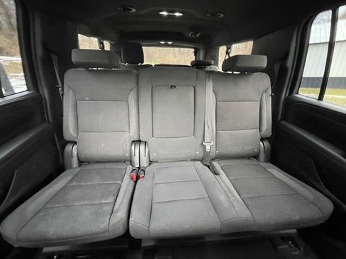 Used 2023 Chevrolet Suburban LS image 17