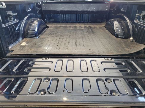 Used 2022 Ford F250 Lariat w/ Lariat Ultimate Package image 35