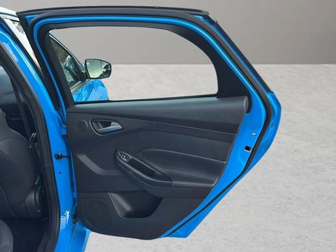 Used 2017 Ford Focus RS image 29