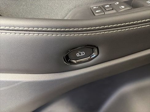 New 2026 Jeep Cherokee Laredo AWD/4WD image 12