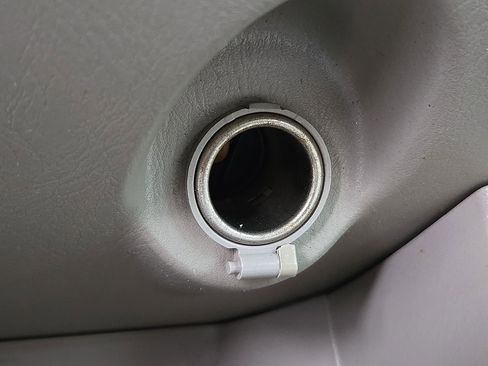 Used 2006 Toyota Tacoma PreRunner RWD image 18