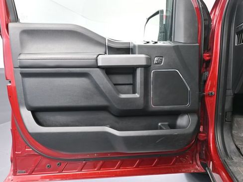 Used 2019 Ford F150 Platinum w/ Equipment Group 701A Luxury AWD/4WD image 19