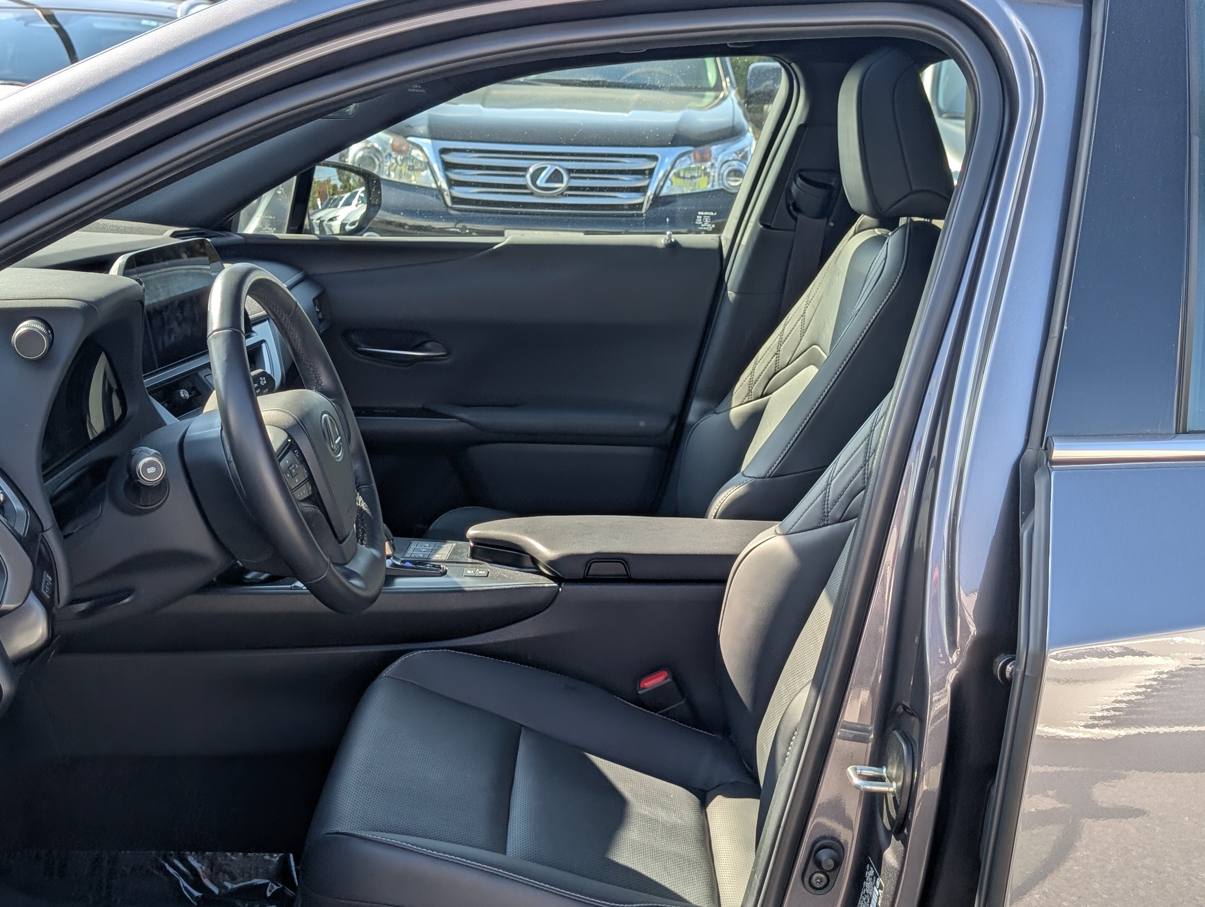 Used 2025 Lexus UX 300h AWD w/ Cold Area Package image 16