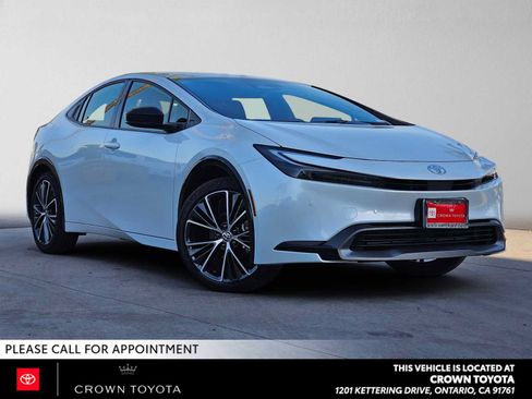 Certified 2026 Toyota Prius XLE FWD image 1