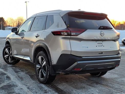 Certified 2023 Nissan Rogue SL w/ SL Premium Package image 5