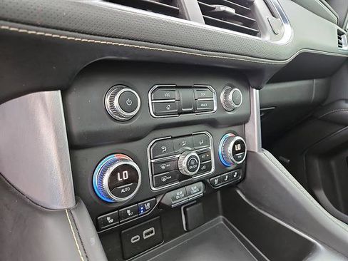 Certified 2023 GMC Yukon SLT w/ SLT Premium Package image 20