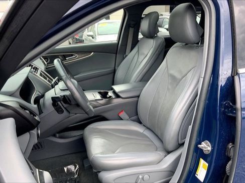 Used 2019 Lincoln Nautilus Reserve image 25