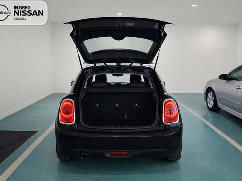 Used 2016 MINI Cooper 4-Door Hardtop FWD image 9