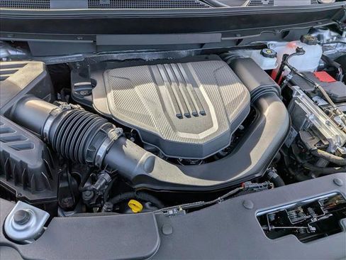 New 2026 Chevrolet Traverse LT w/ Enhanced Driving Package image 16