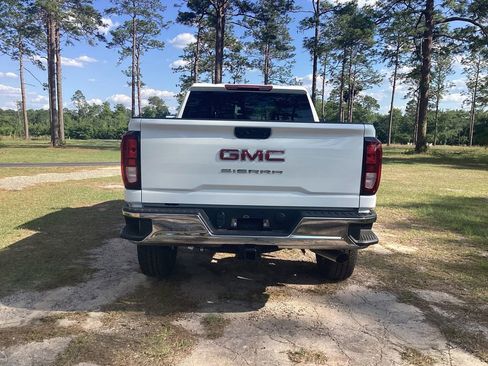 New 2026 GMC Sierra 2500 Pro w/ Convenience Package AWD/4WD image 4