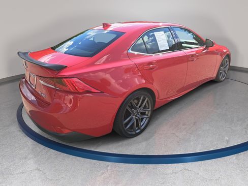 Used 2018 Lexus IS 350 F Sport RWD image 5