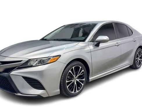 Used 2019 Toyota Camry SE image 5