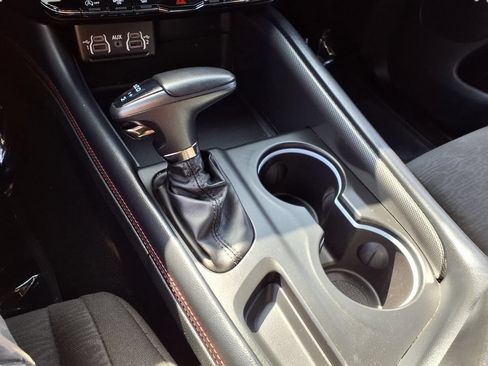 Certified 2025 Dodge Durango GT AWD/4WD image 10
