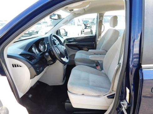 Used 2015 Dodge Grand Caravan American Value Package w/ UConnect Hands-Free Group image 10