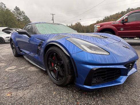 Used 2019 Chevrolet Corvette Grand Sport w/ Carbon Flash Badge Package image 5
