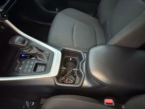 Used 2024 Toyota RAV4 XLE image 23