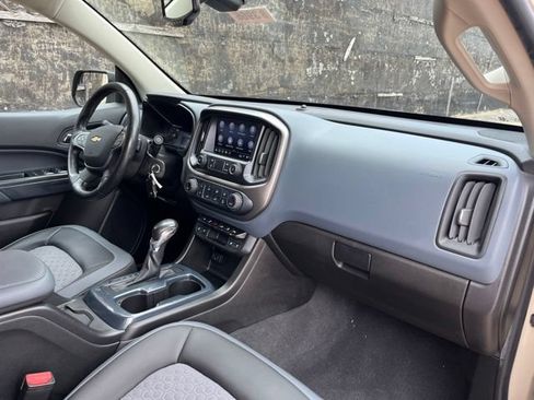 Used 2022 Chevrolet Colorado Z71 RWD image 25
