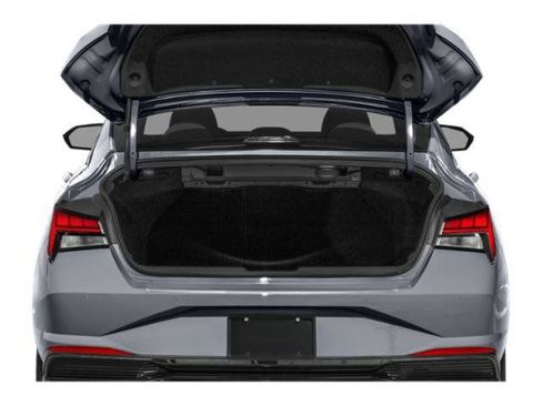 Used 2022 Hyundai Elantra Limited image 17