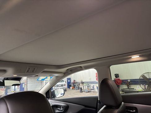 Used 2024 Nissan Murano SV image 19