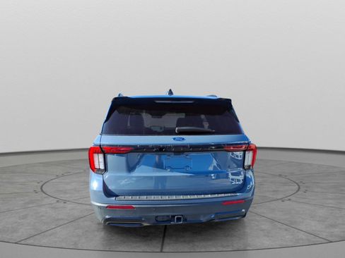 Used 2025 Ford Explorer ST-Line w/ Premium Package image 5