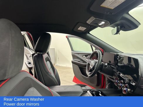 Used 2024 Chevrolet Blazer EV RS image 21