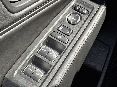 Used 2023 Honda Accord Sport image 28