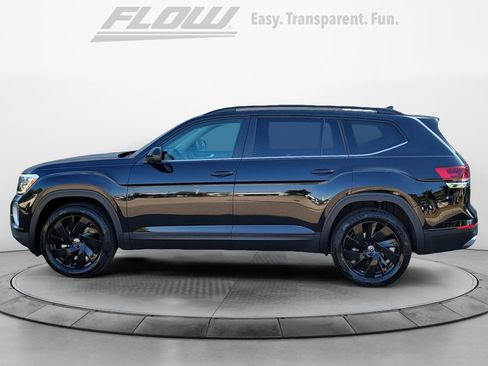 Used 2026 Volkswagen Atlas SE w/ Panoramic Sunroof Package FWD image 5