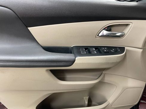 Used 2015 Honda Odyssey EX-L image 23