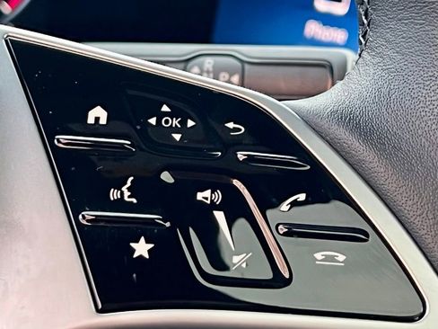 Certified 2026 Mercedes-Benz GLB 250 4MATIC image 18