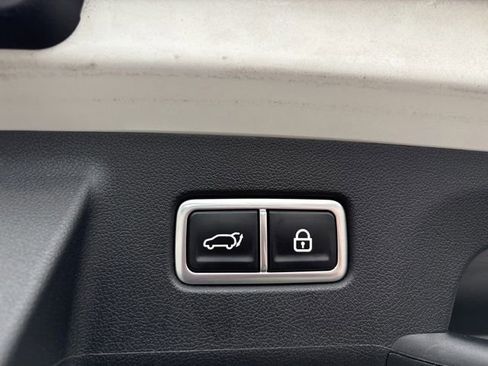 Used 2022 Kia Sorento SX FWD image 19