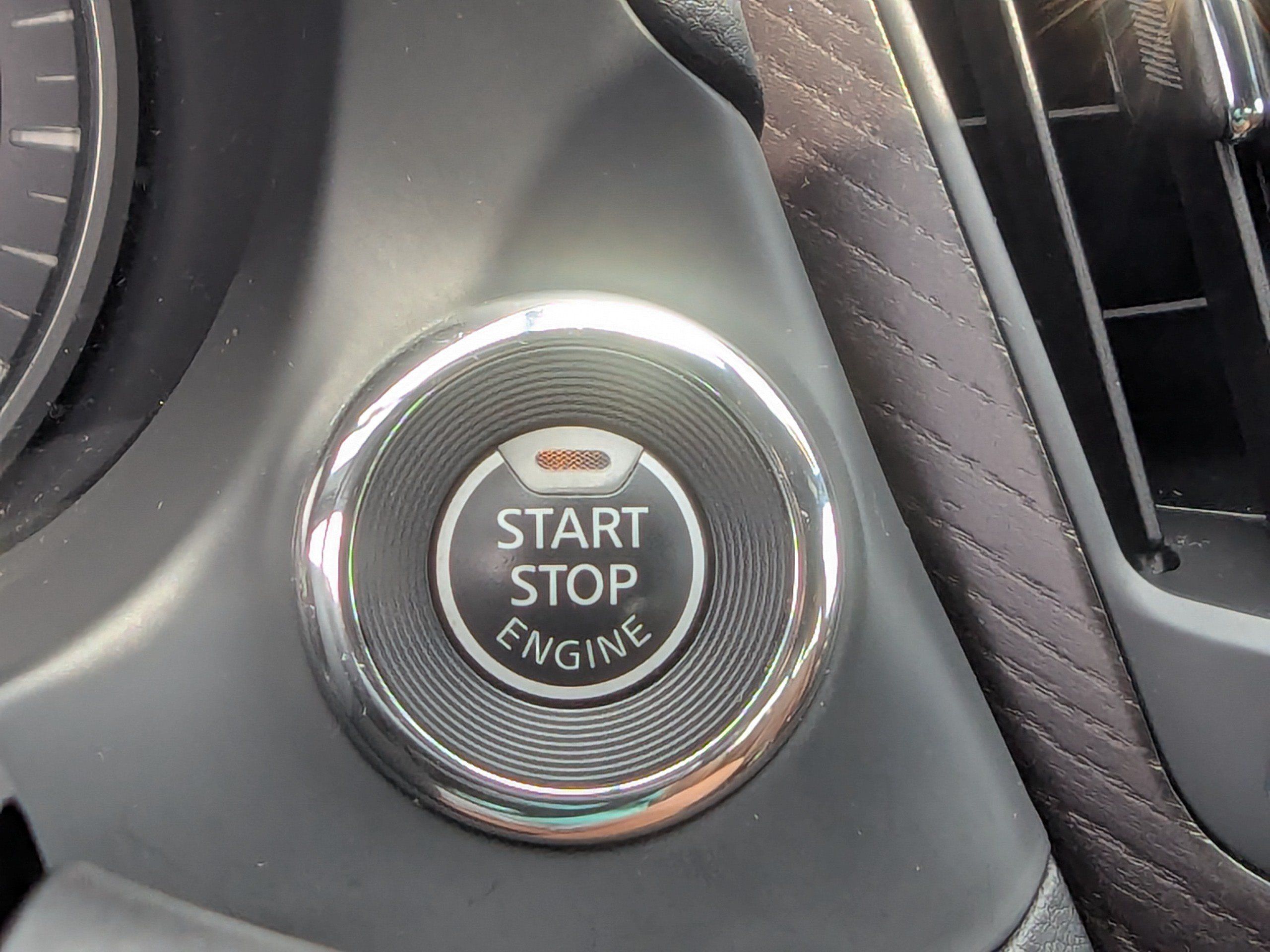 Used 2023 INFINITI Q50 Sensory AWD/4WD image 31