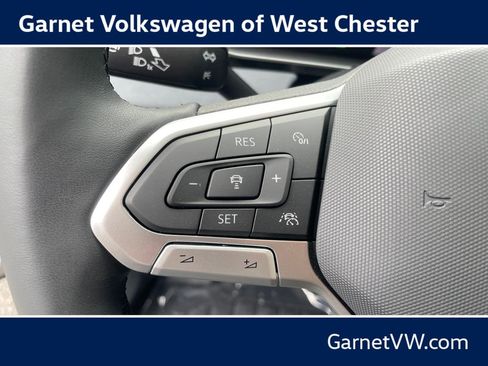 New 2026 Volkswagen Jetta SE FWD image 33