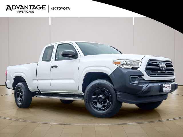 Used 2018 Toyota Tacoma SR RWD image 2