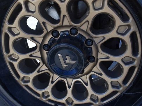 Used 2015 Ford F350 XLT w/ XLT Value Package image 9