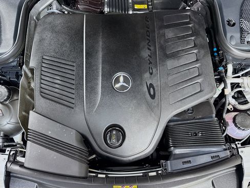 Used 2023 Mercedes-Benz E 450 Cabriolet image 35