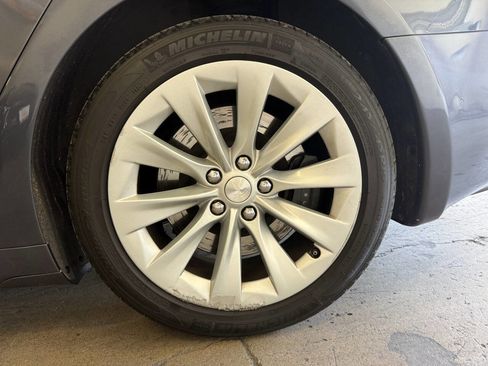 Used 2019 Tesla Model S Long Range AWD/4WD image 33
