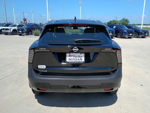 New 2026 Nissan Kicks S FWD image 5