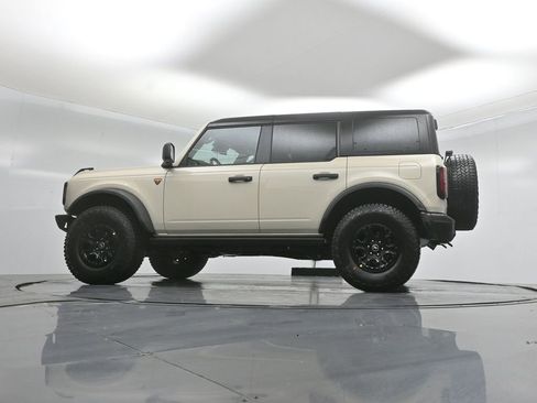 New 2026 Ford Bronco Badlands image 52