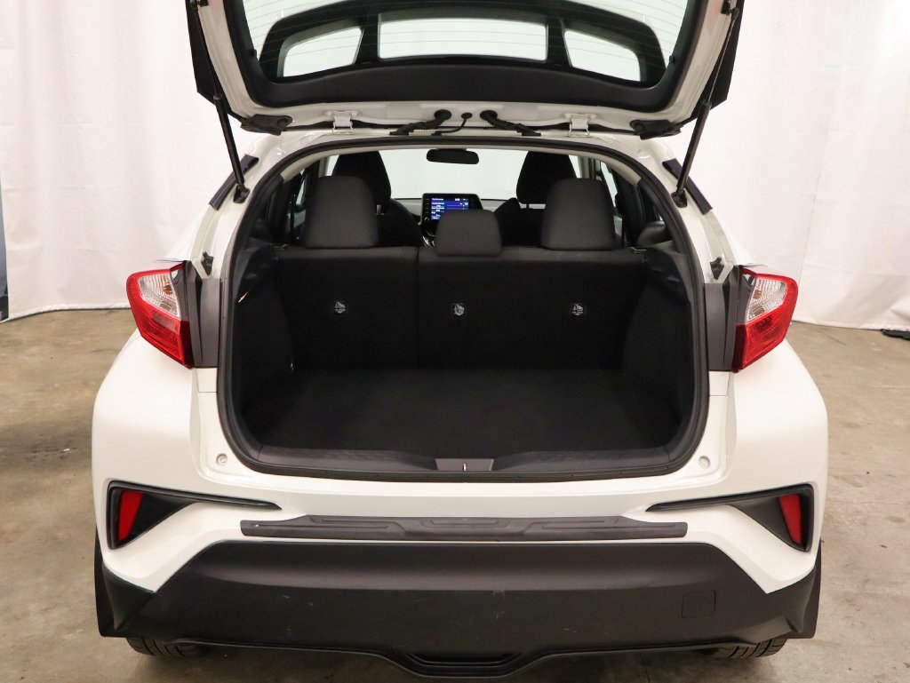 Used 2021 Toyota C-HR LE FWD image 54