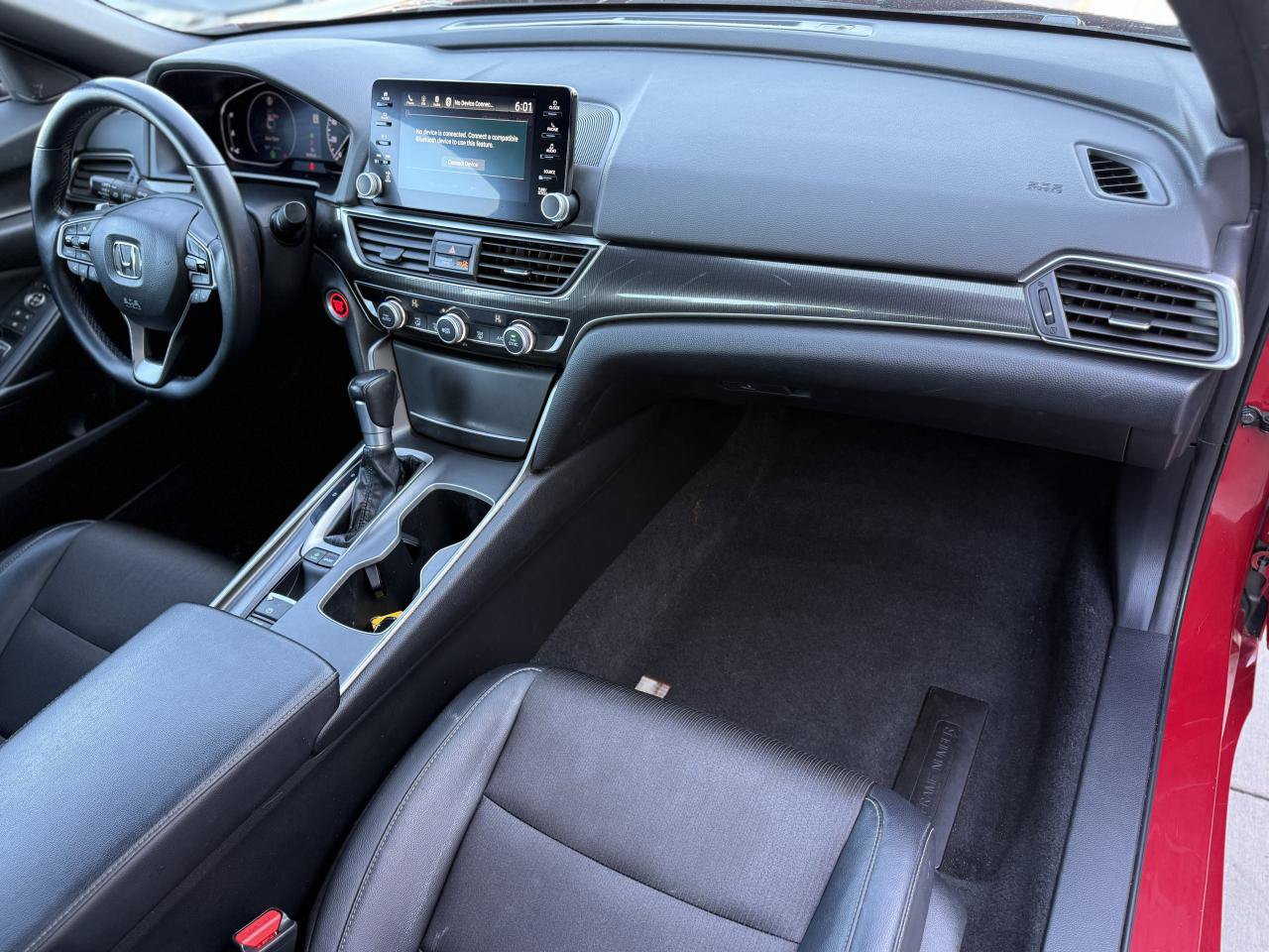 Used 2018 Honda Accord Sport image 14