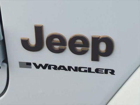 Used 2023 Jeep Wrangler Unlimited Rubicon 392 w/ Trailer Tow Package AWD/4WD image 12