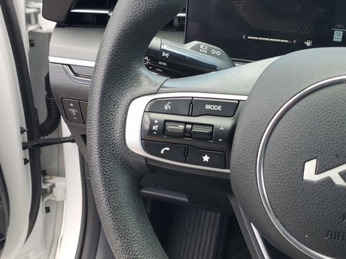 Used 2025 Kia K5 LXS FWD image 27