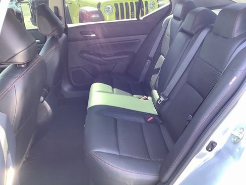 Used 2024 Nissan Altima 2.5 SR image 24