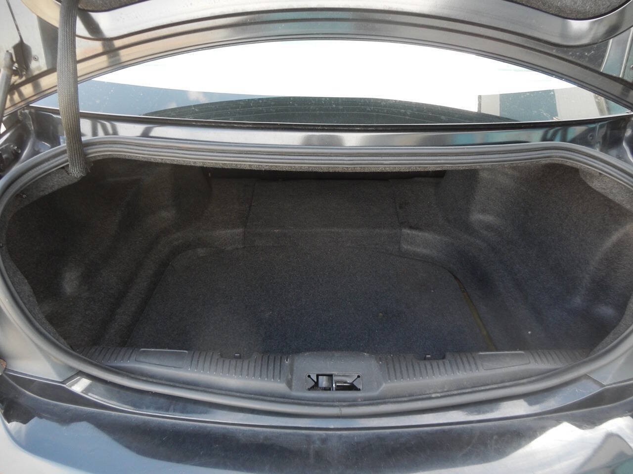 Used 2011 Lincoln MKS AWD w/ 102A Rapid Spec Order Code image 45