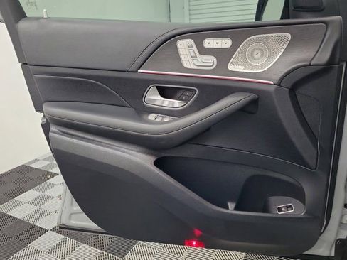Used 2024 Mercedes-Benz GLE 53 AMG 4MATIC Coupe image 17