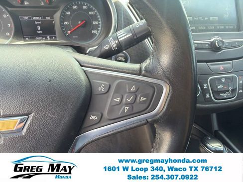 Used 2018 Chevrolet Malibu LT w/ Sport Package FWD image 9