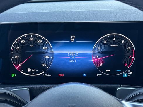 Certified 2025 Mercedes-Benz GLB 250 image 29