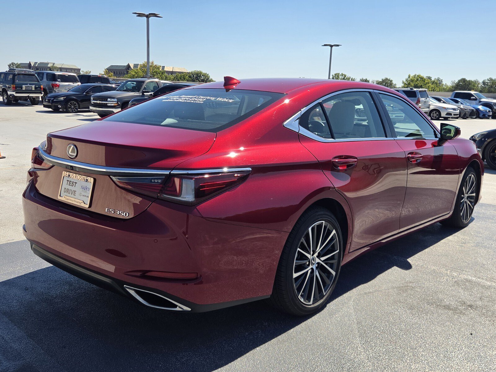 Used 2025 Lexus ES 350 w/ Premium Package FWD image 5