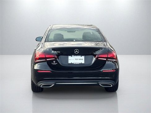 Used 2022 Mercedes-Benz A 220 image 6