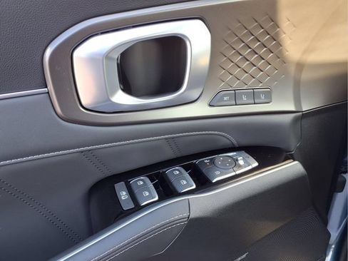 New 2026 Kia Sorento SX Prestige AWD/4WD image 16